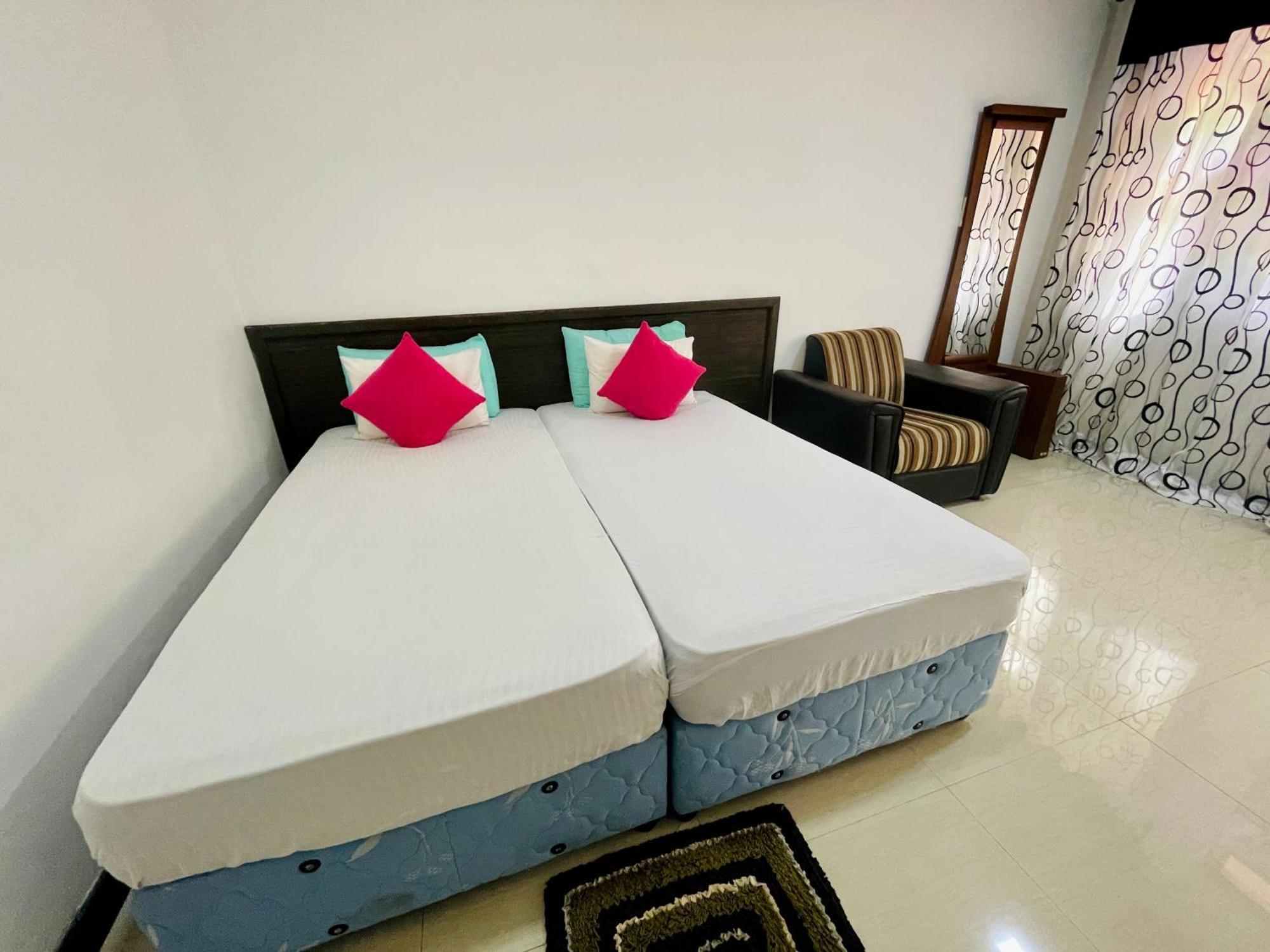Tishan Holiday Resort Polonnaruwa Bilik gambar