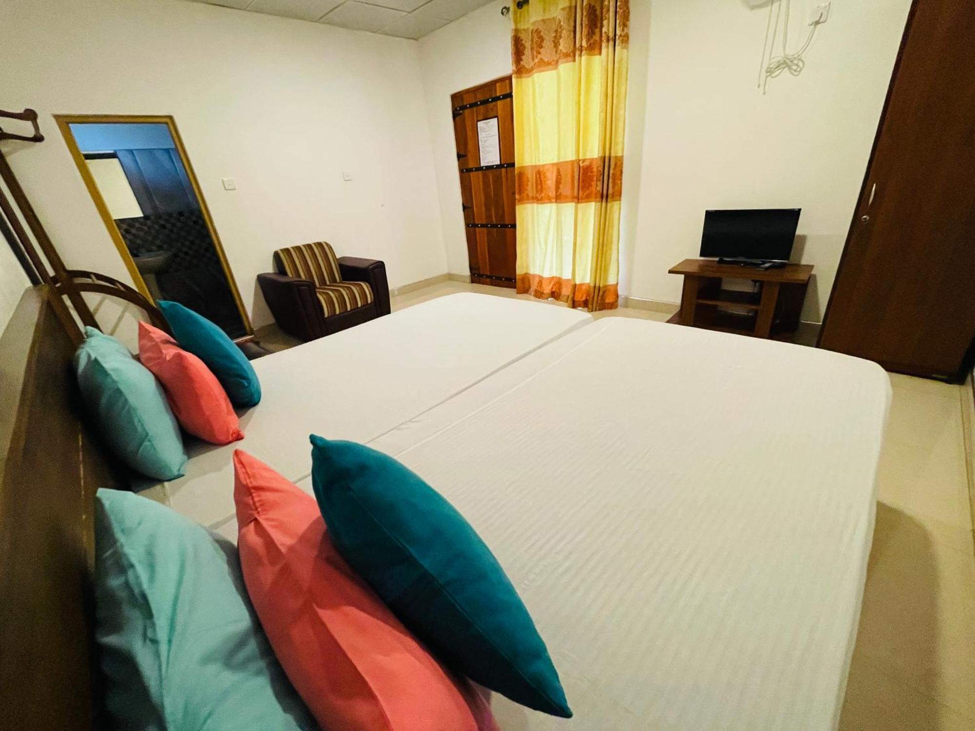 Tishan Holiday Resort Polonnaruwa Bilik gambar