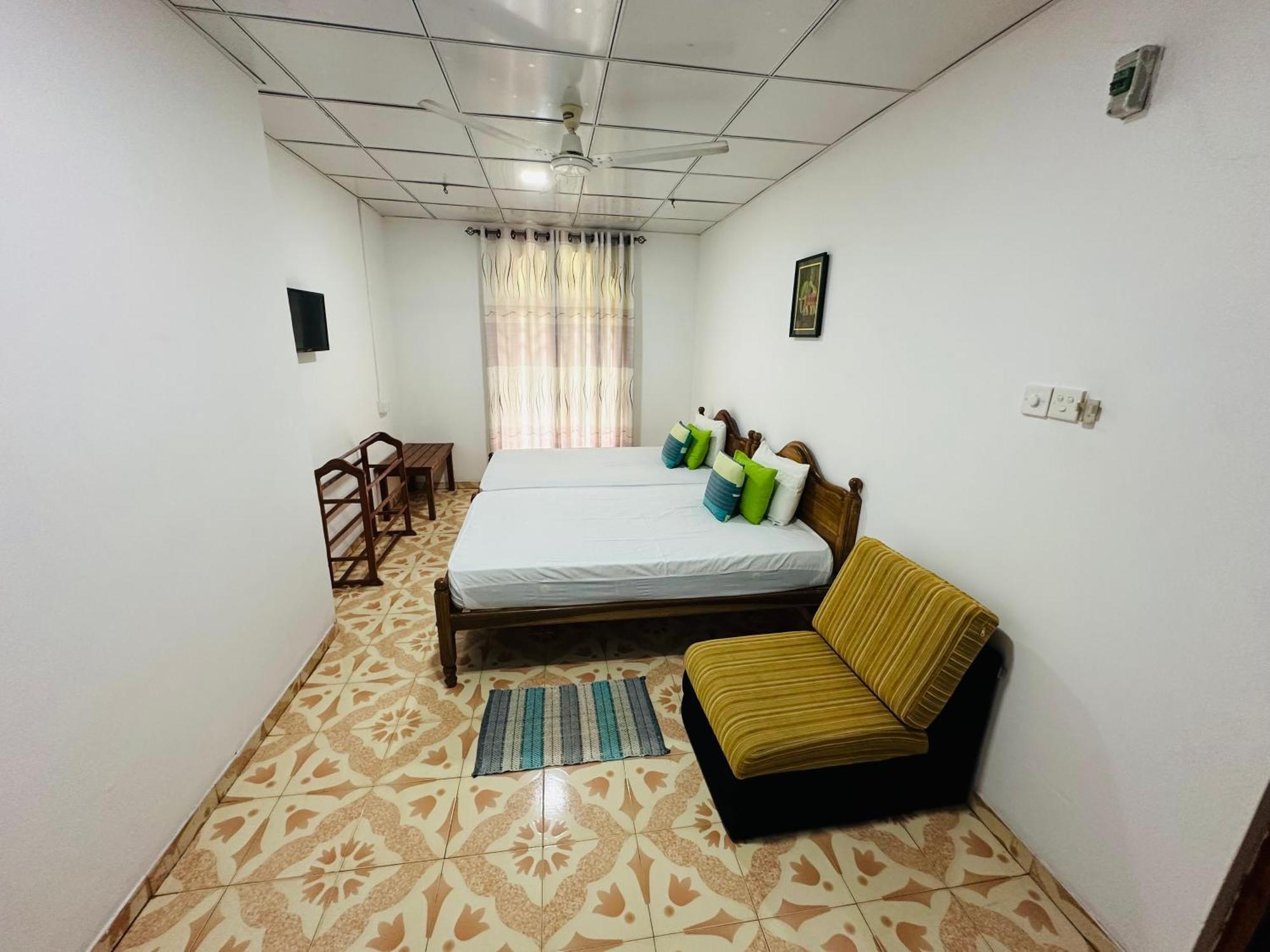 Tishan Holiday Resort Polonnaruwa Bilik gambar